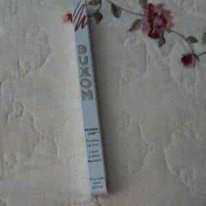 Buxom Lip Liner in Hi DEF HONEY